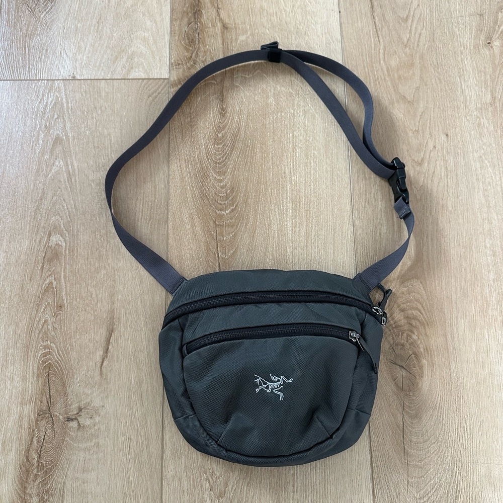 Arc’teryx Maka 2 Waist Pack.